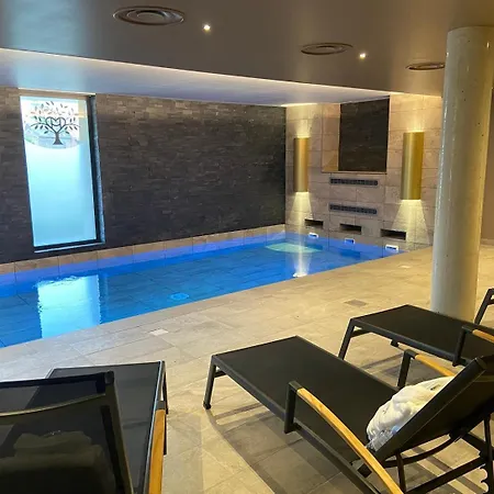 Aiden By Western T'aim & Compiègne