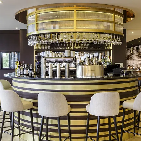 Aiden By Western T'aim & 4*