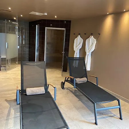 Aiden By Western T'aim &