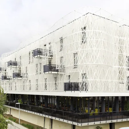 Aiden By Western T'aim & Hotel Compiegne