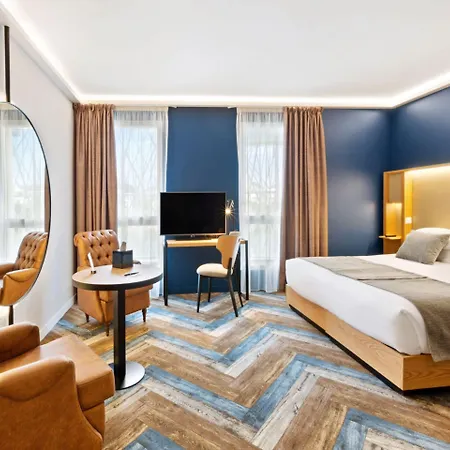 Aiden By Western T'aim &