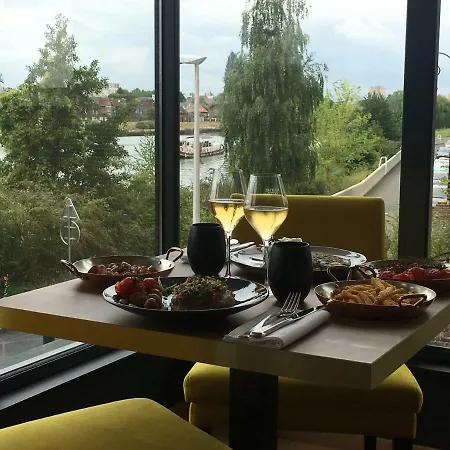 Aiden By Western T'aim & Hotel Compiègne