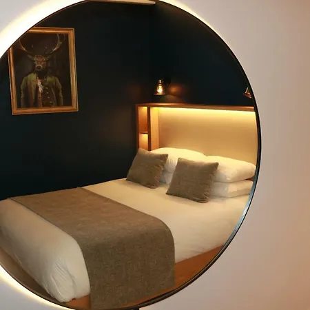 Aiden By Western T'aim & 4* Compiègne