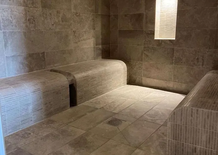 Aiden By Western T'aim & Hotel Compiegne