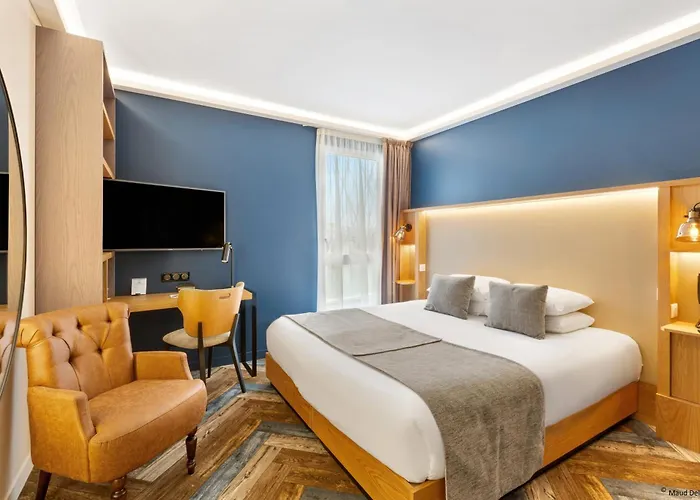 Aiden By Western T'aim & Compiegne