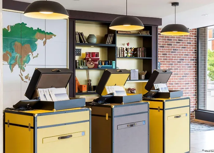 Aiden By Western T'aim & Hotel Compiegne