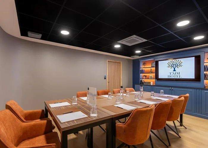 Aiden By Western T'aim & 4* Compiegne