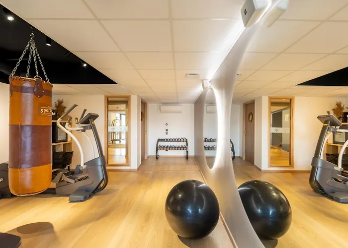 Aiden By Western T'aim & Hotel