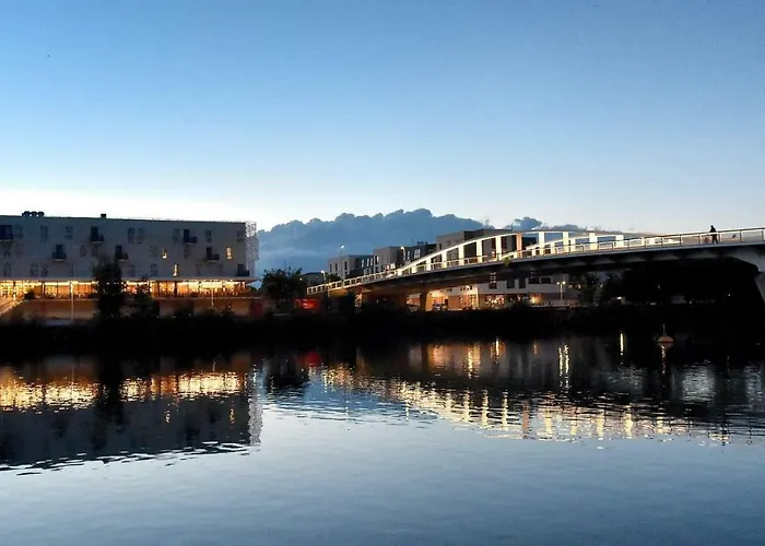 Aiden By Western T'aim & Hotel 4*